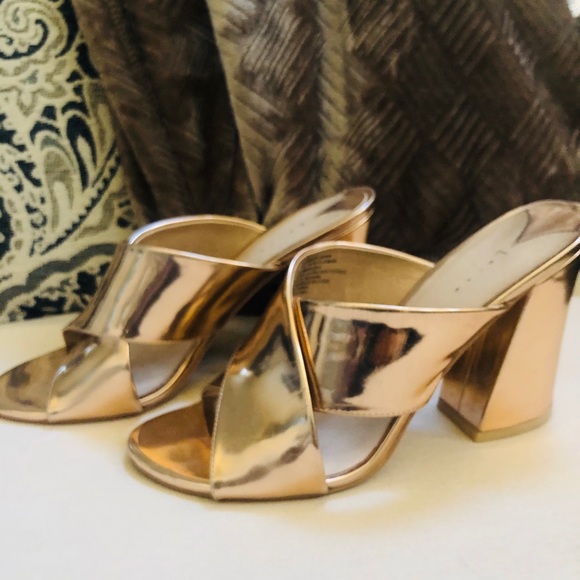 Leith Shoes - Leith Metallic Gold Sandals